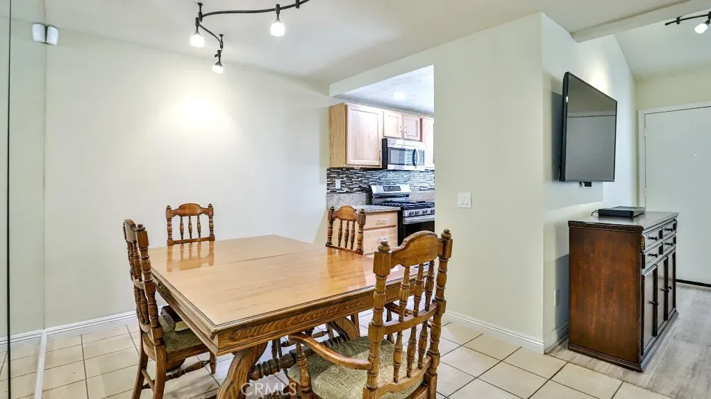 3538 Bottlebrush