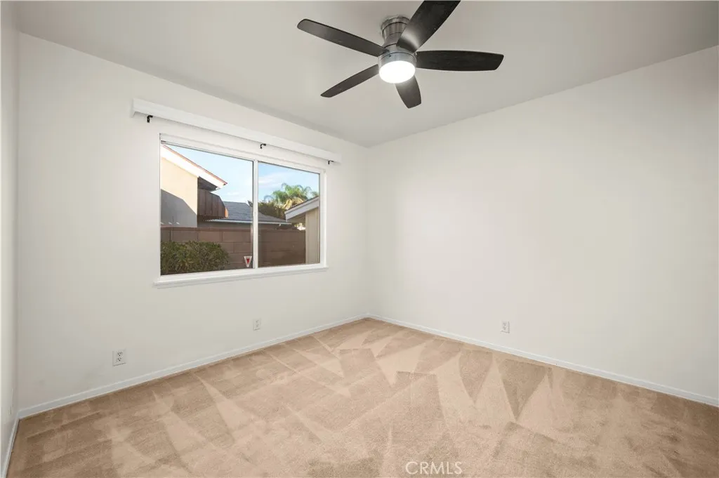 213 S Meadow