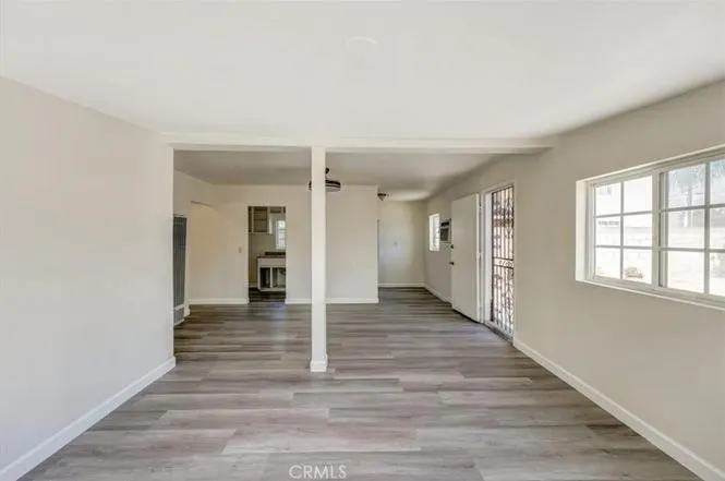 4325 Bannister