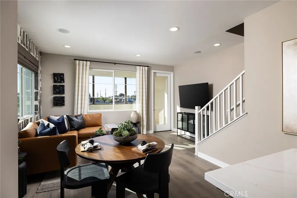 166 E Whittier Boulevard