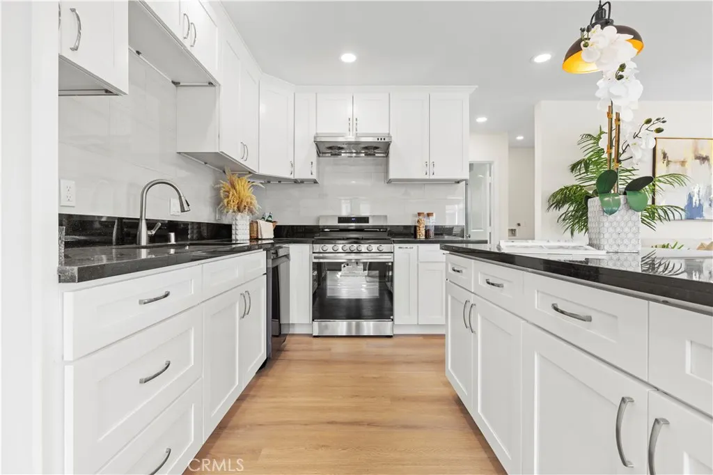 2516 E Walnut Creek
