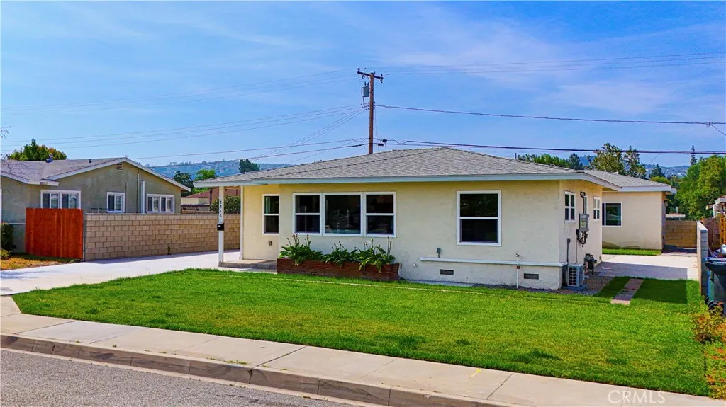 2516 E Walnut Creek