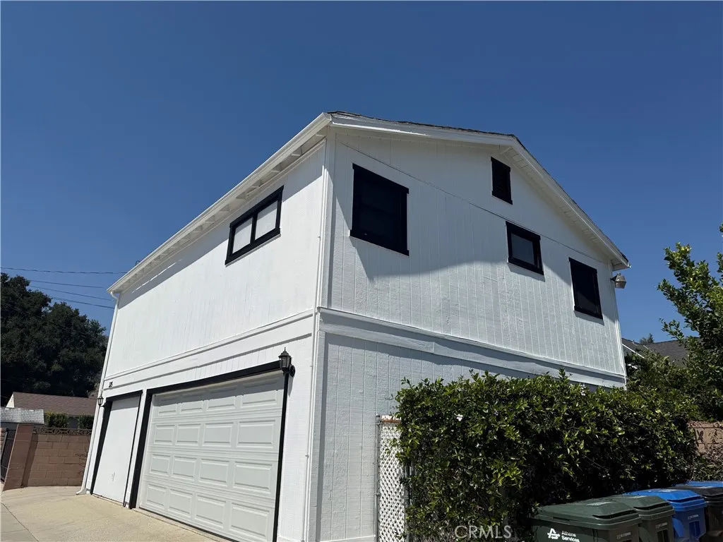 325 N Vermont