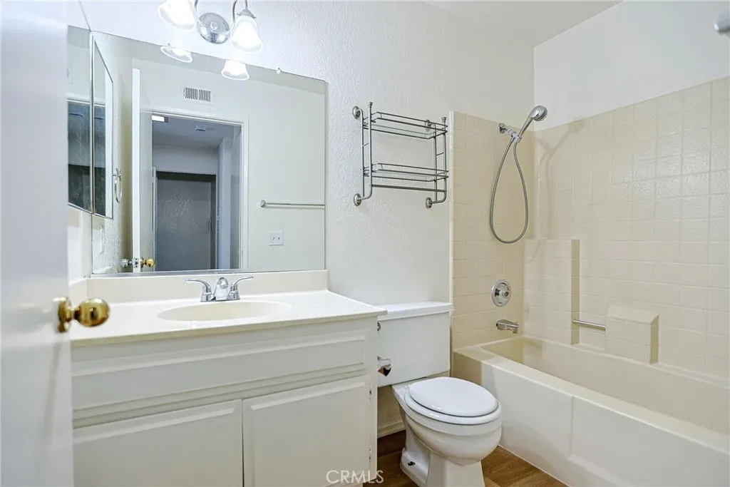 776 E San Bernardino #7