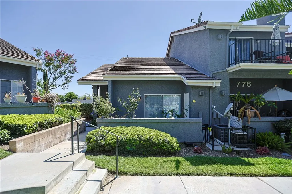 776 E San Bernardino #7