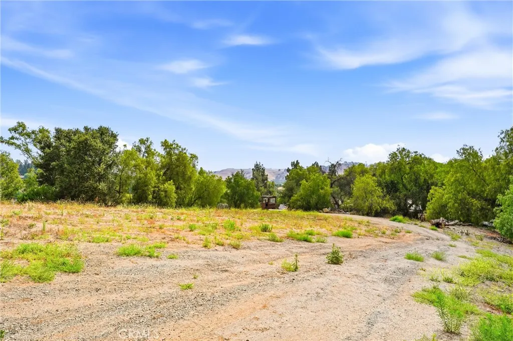 2151 Carbon Canyon