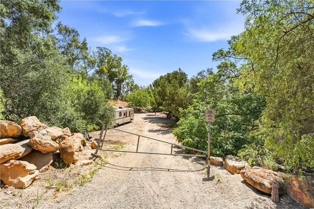 2151 Carbon Canyon