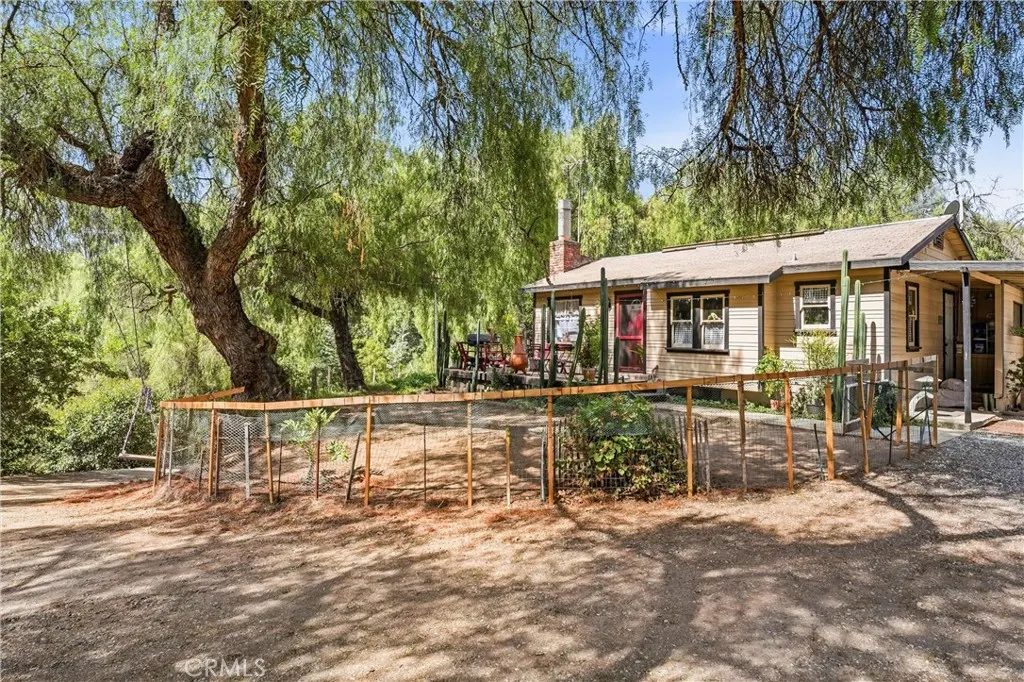 2151 Carbon Canyon