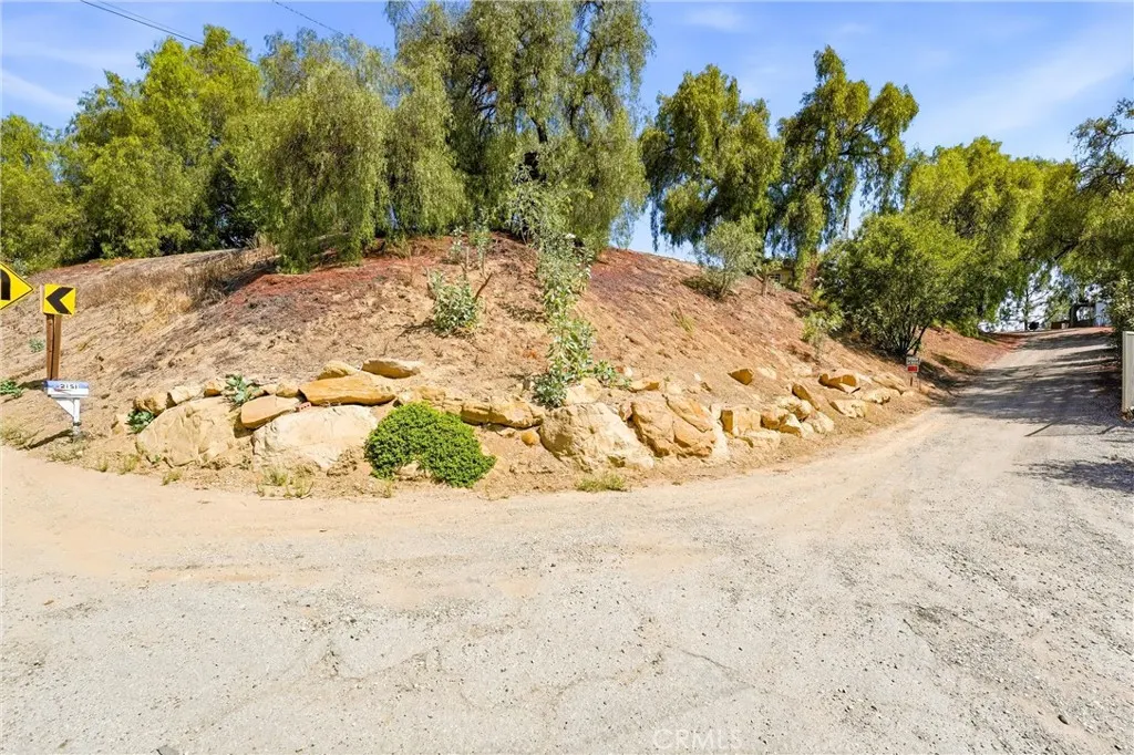 2110 Carbon Canyon