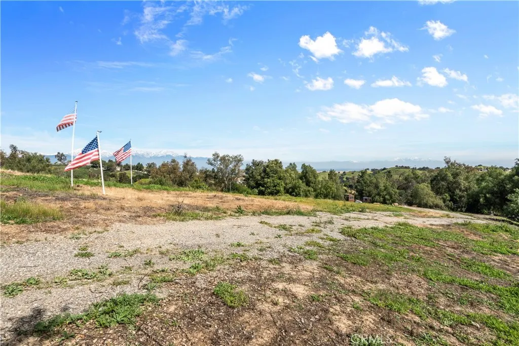 2110 Carbon Canyon