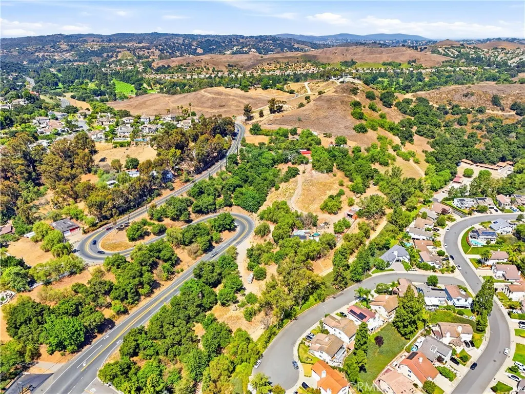 2110 Carbon Canyon