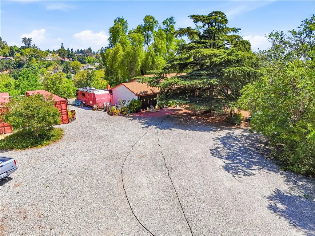 2110 Carbon Canyon