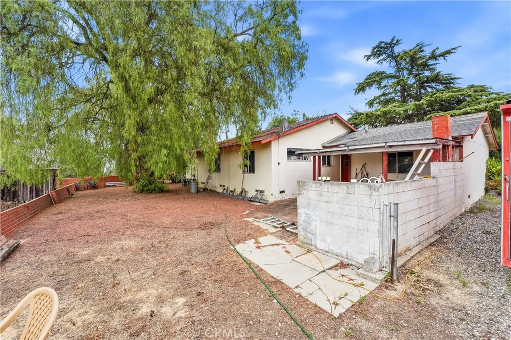 2110 Carbon Canyon