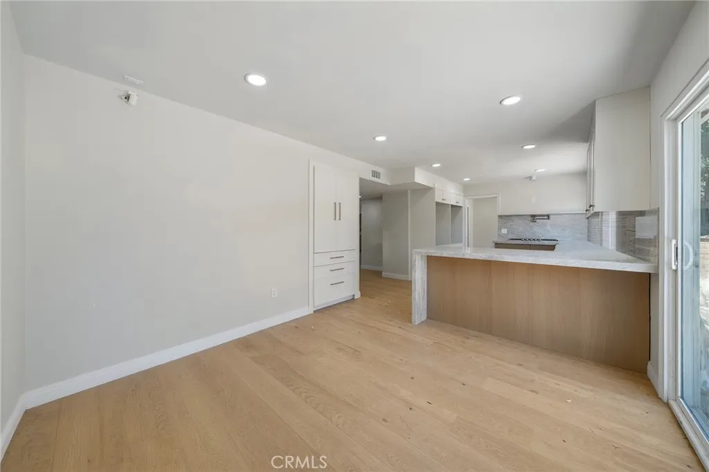 23674 Bower Cascade