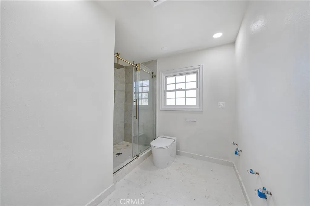 23674 Bower Cascade