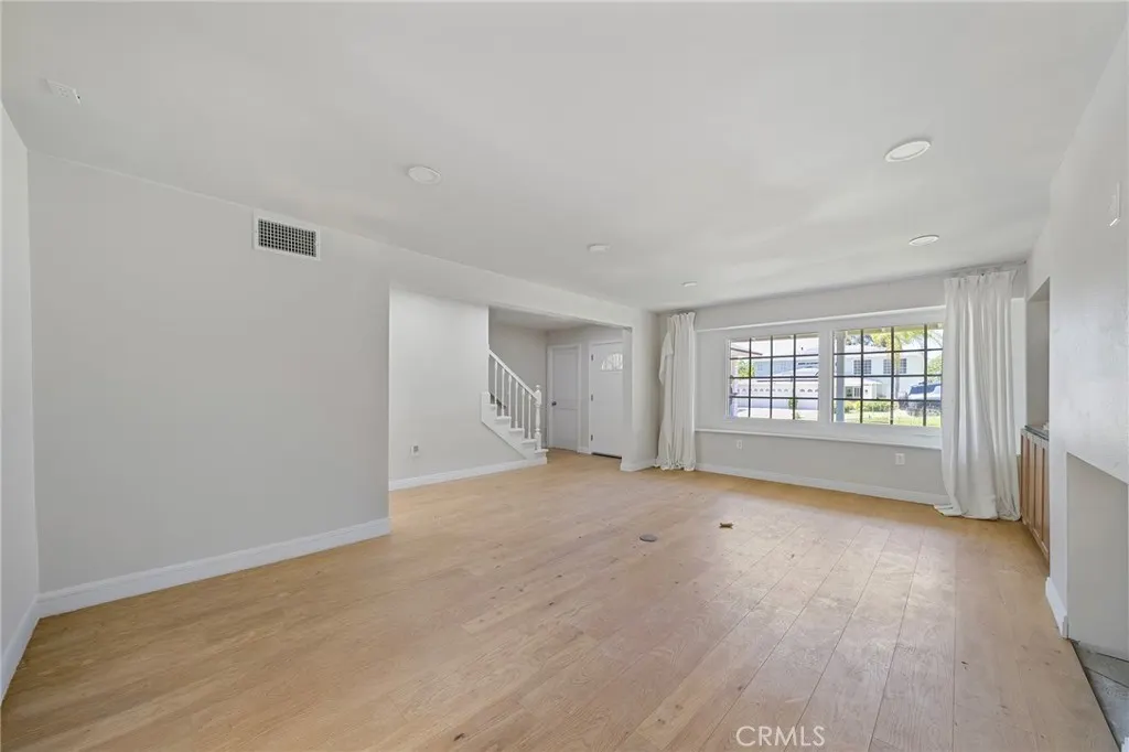 23674 Bower Cascade