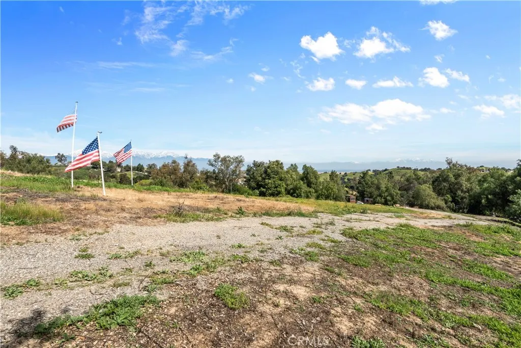2110 Carbon Canyon