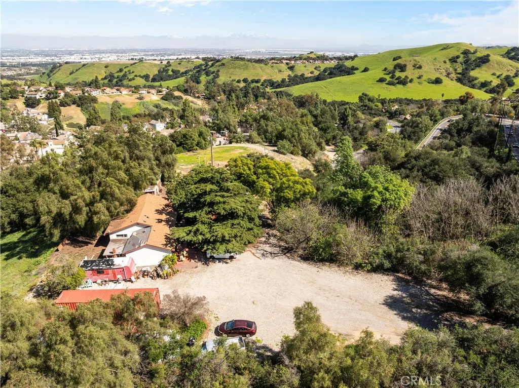 2110 Carbon Canyon