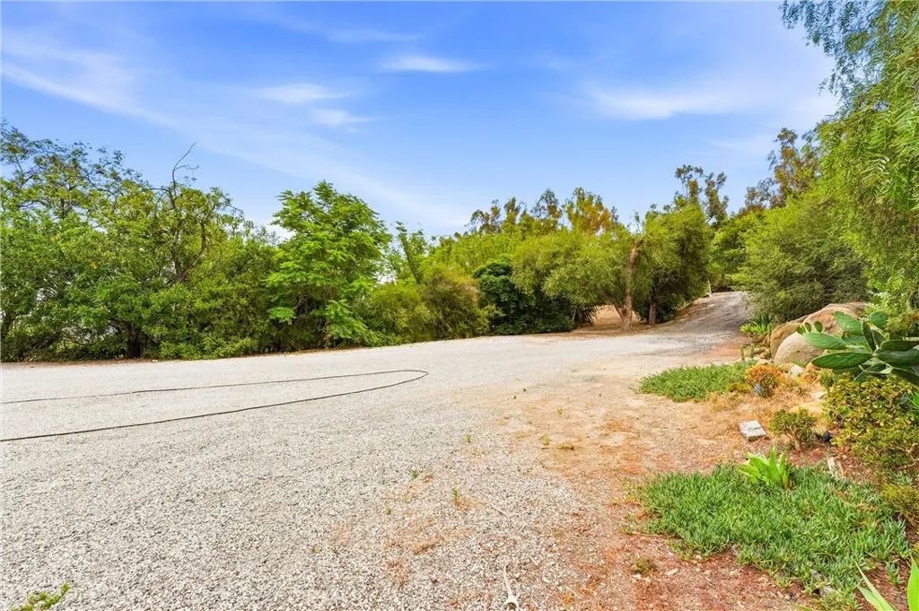 2110 Carbon Canyon