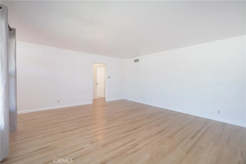 765 N Currier