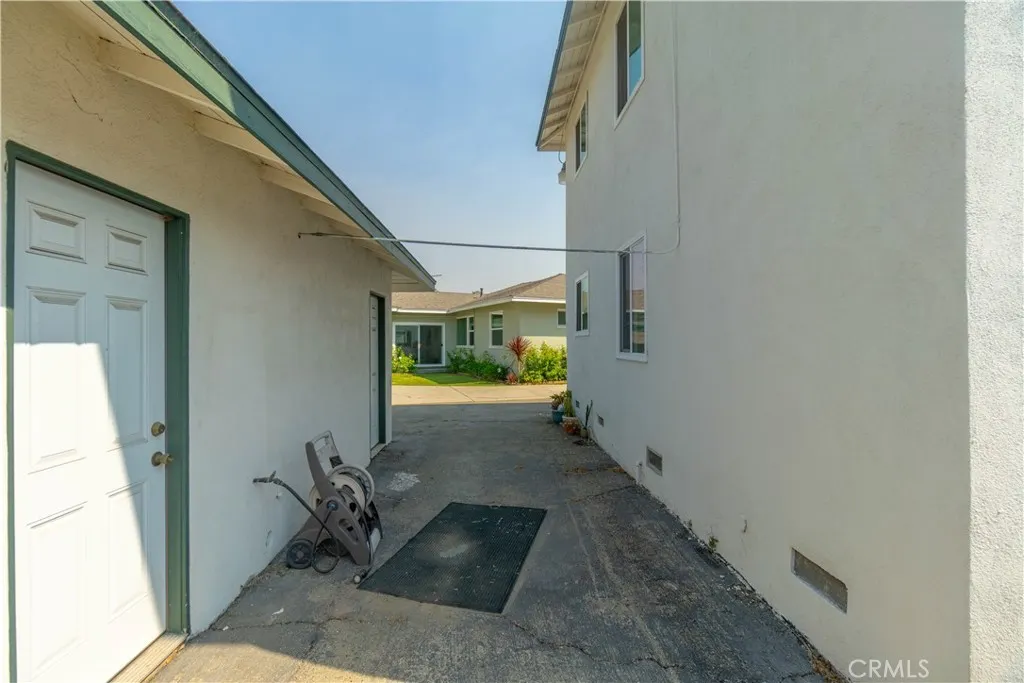 765 N Currier