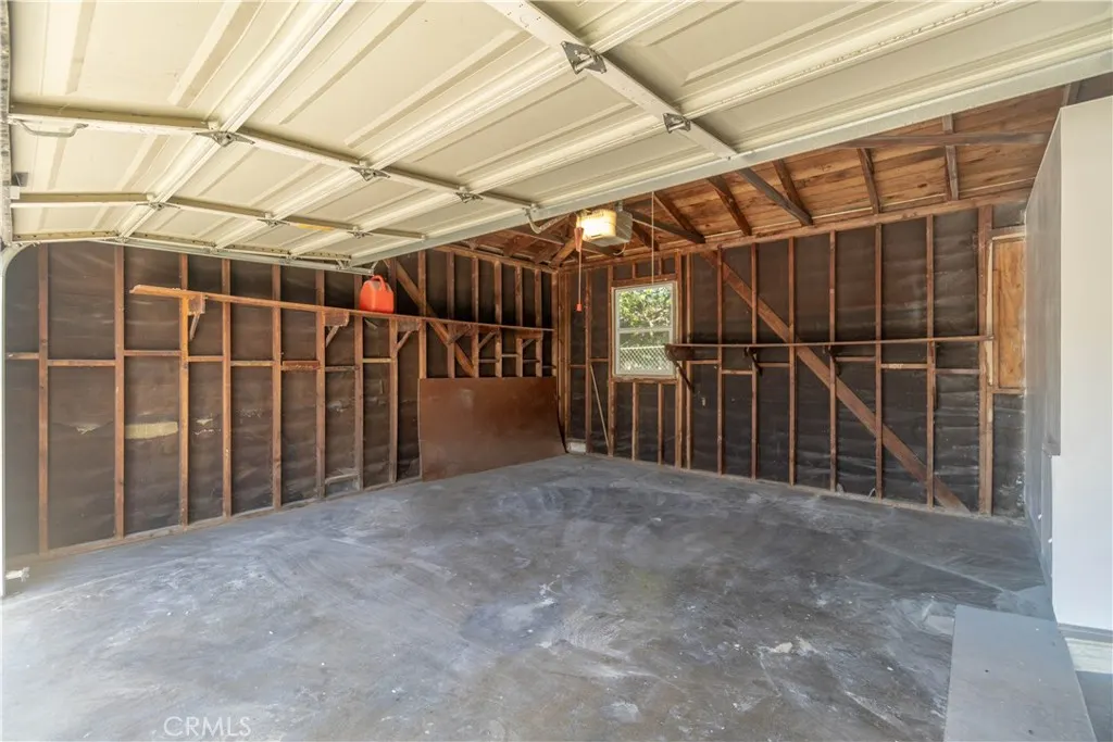 765 N Currier