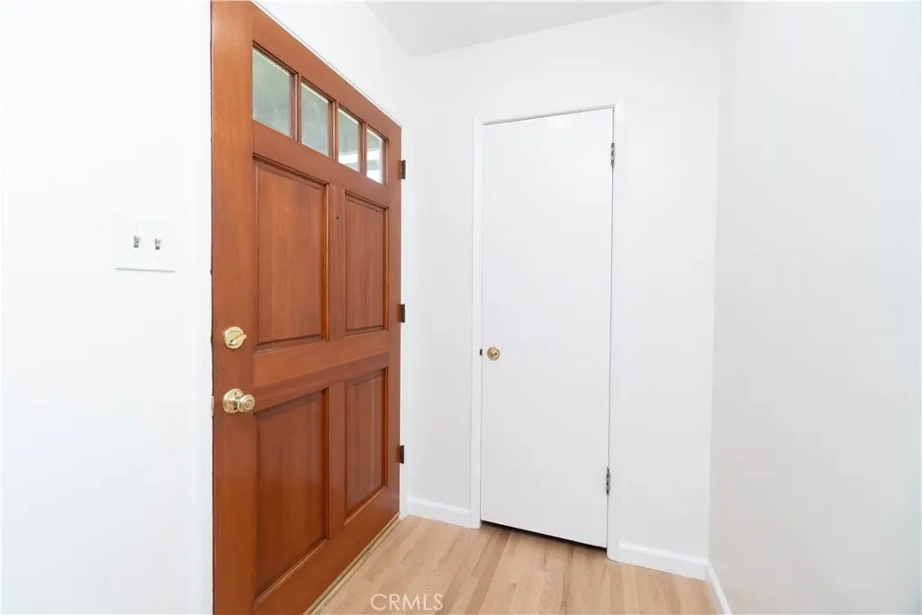 765 N Currier