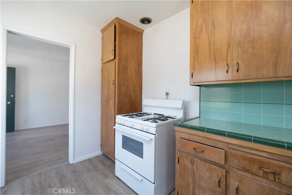 765 N Currier