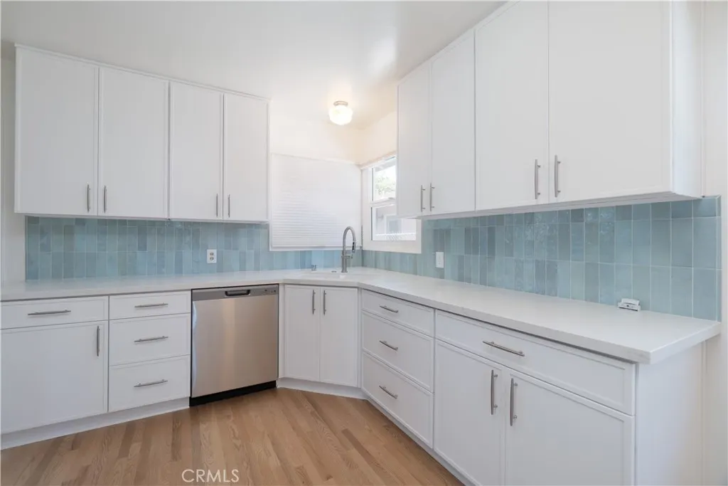 765 N Currier