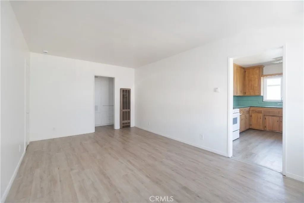 765 N Currier