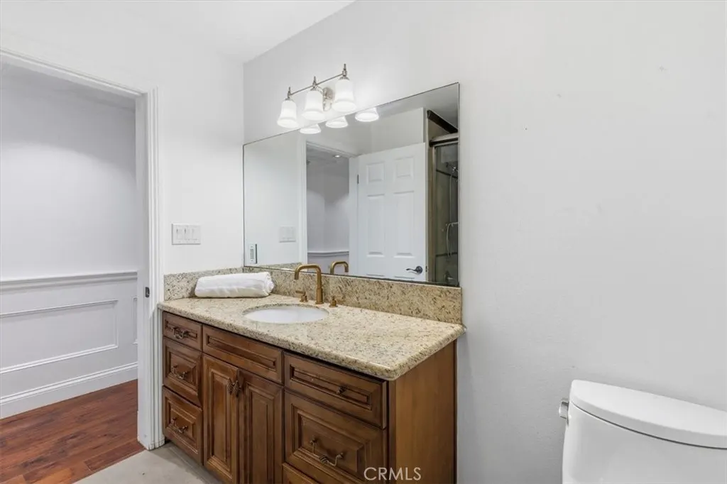 2339 Club Vista