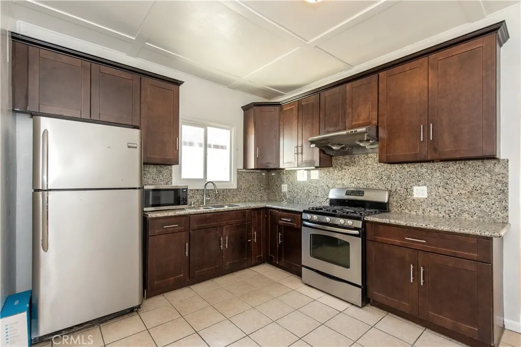 760 S Elm St