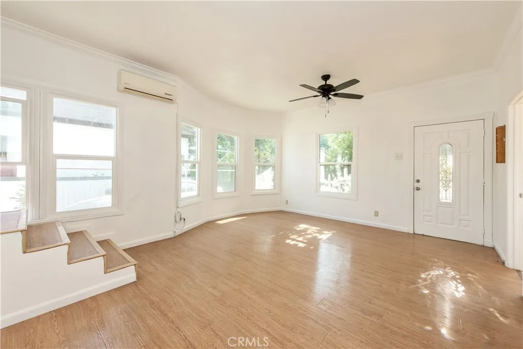 760 S Elm St