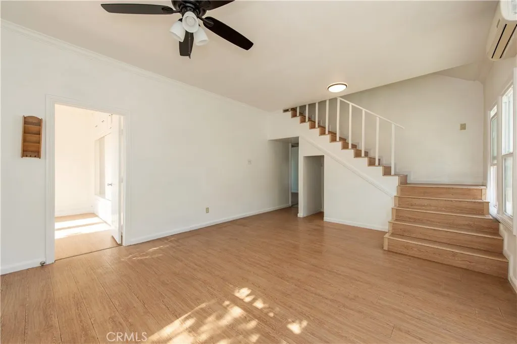 760 S Elm St