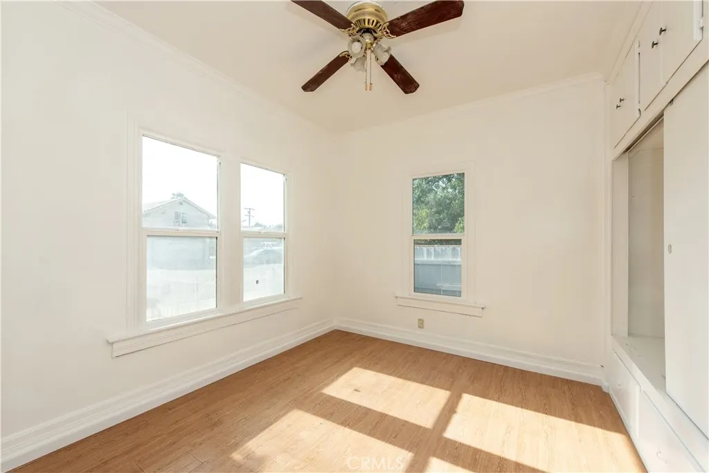 760 S Elm St