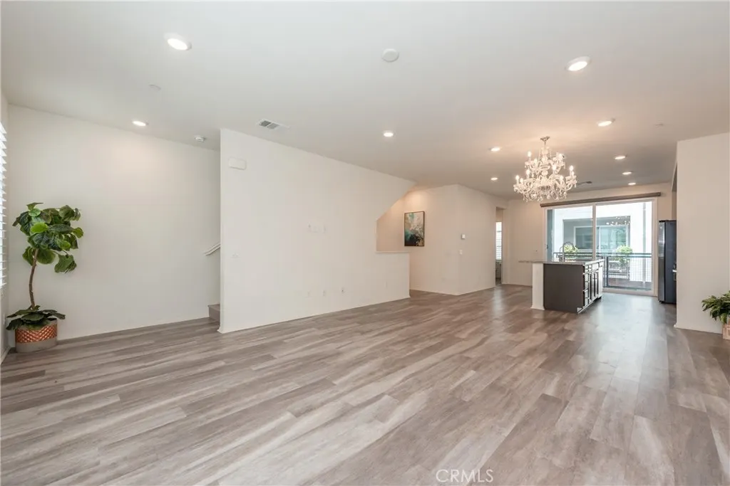 711 Hudson Lane