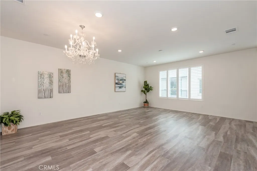 711 Hudson Lane