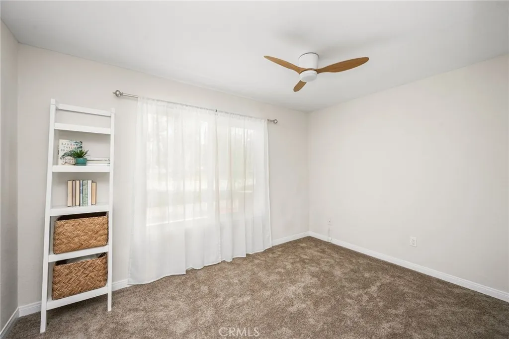 1492 W Badillo