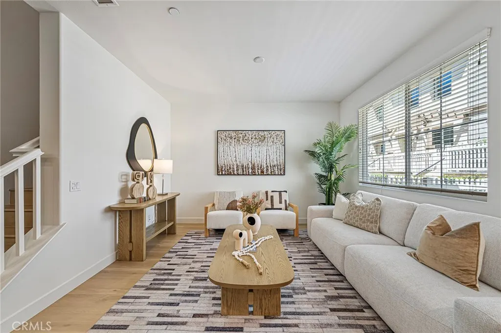316 N Calvados