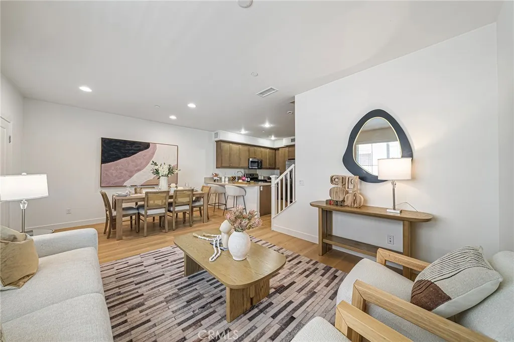316 N Calvados