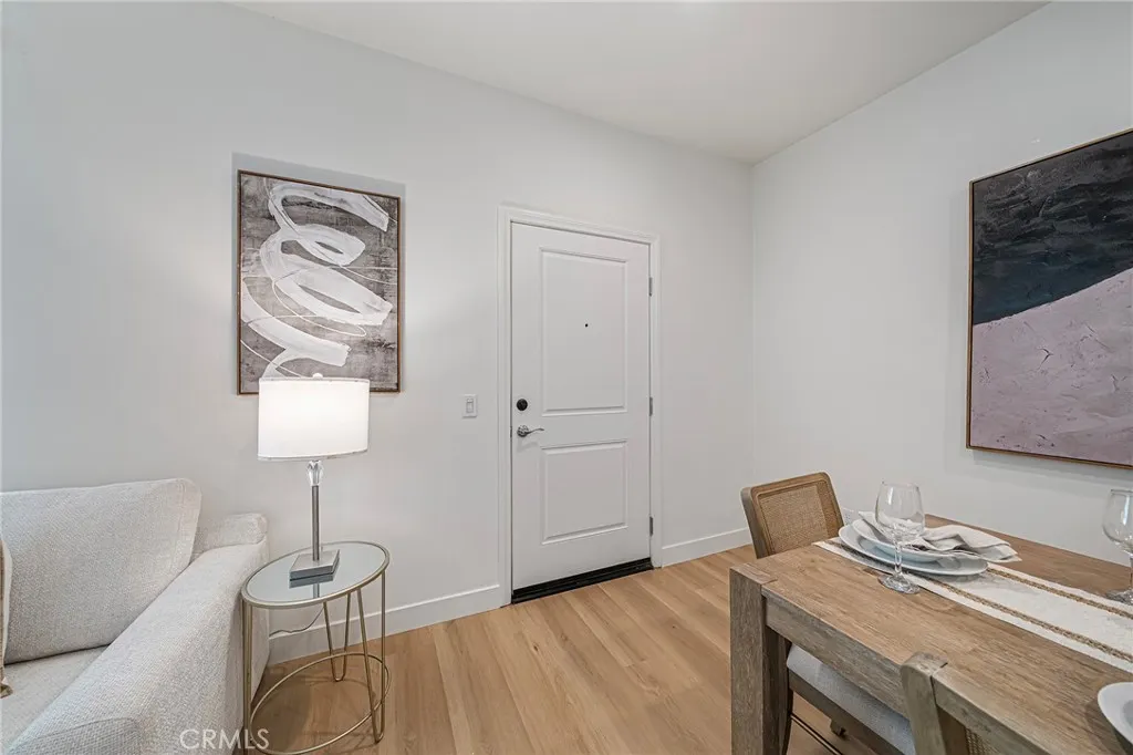 316 N Calvados