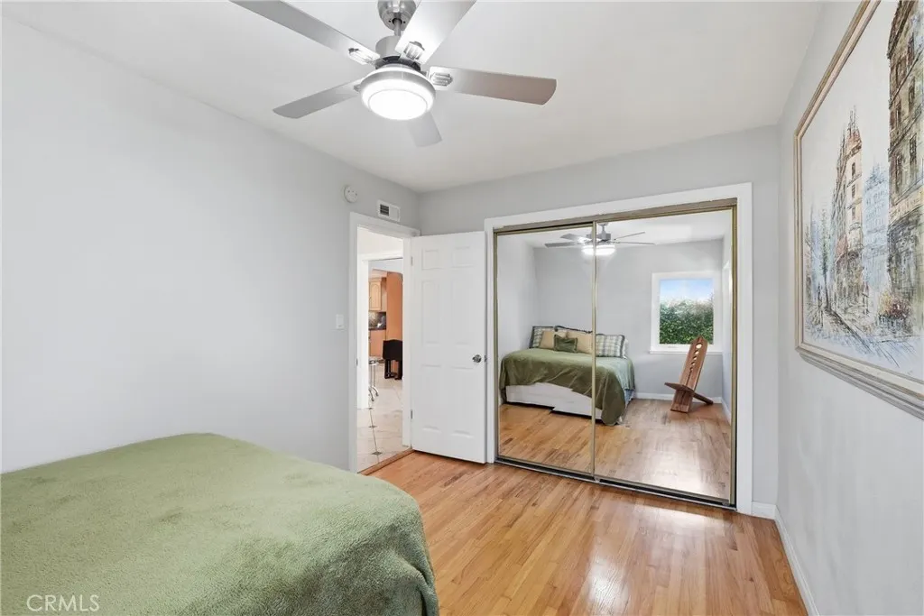 1406 W Baker