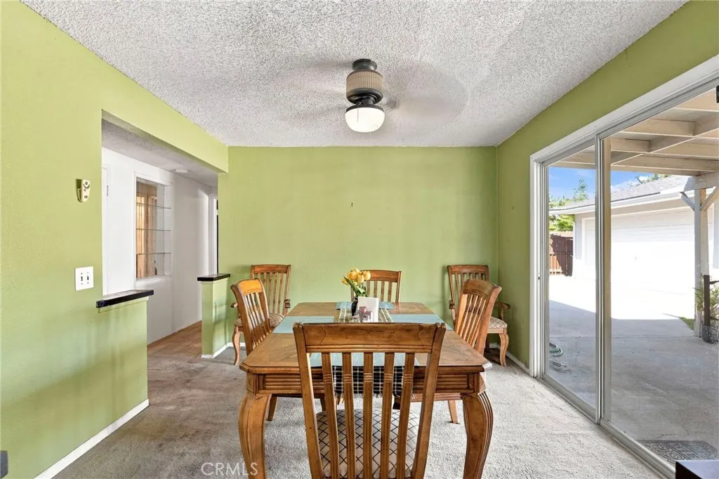 537 E Juanita
