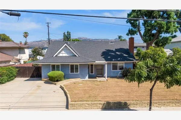 537 E Juanita