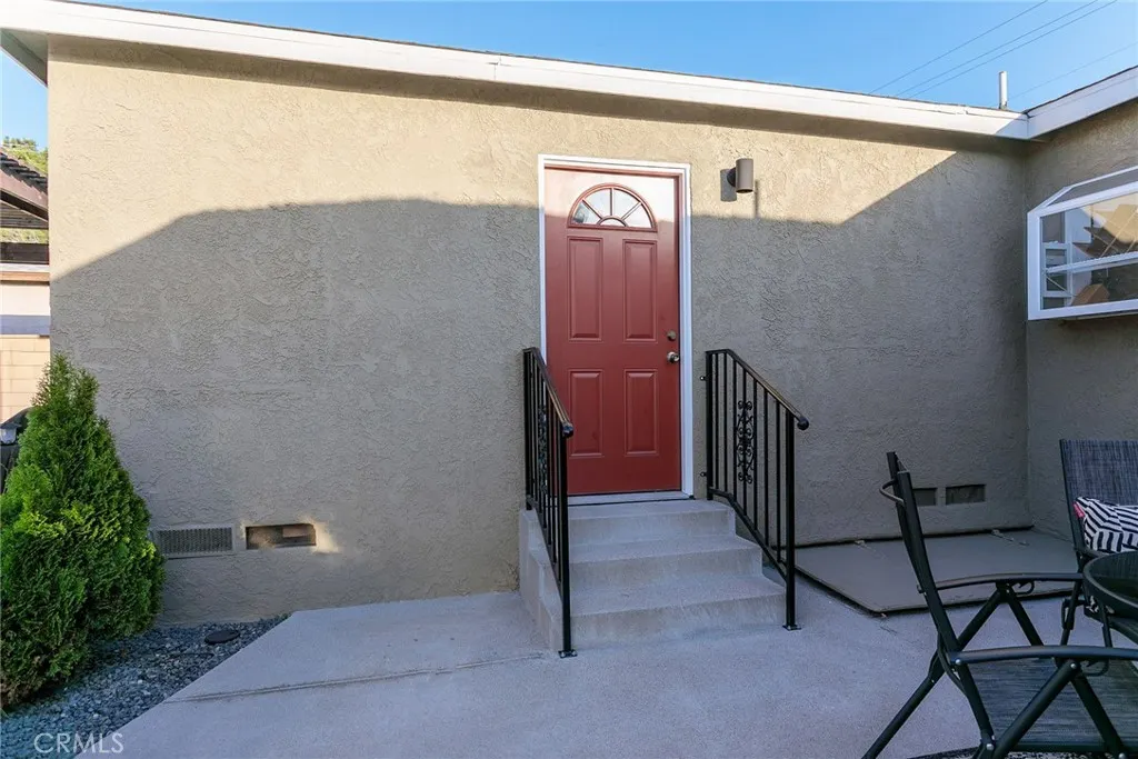 783 E Grand
