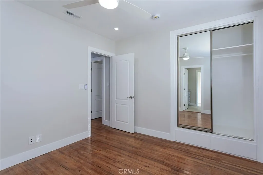 783 E Grand