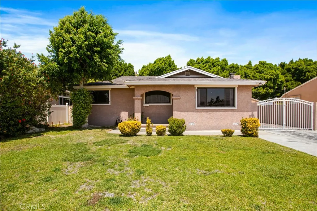 1911 W Palm