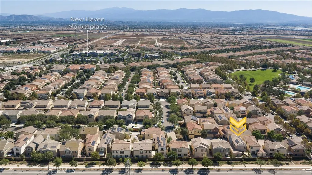 3363 E Pine Ridge