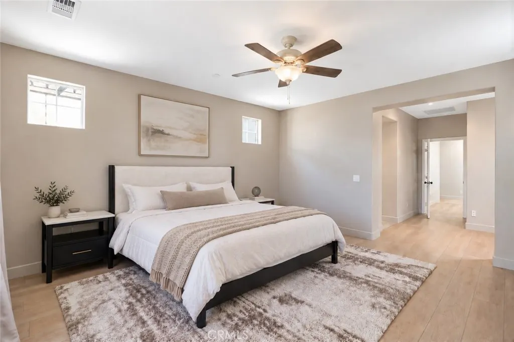 3363 E Pine Ridge