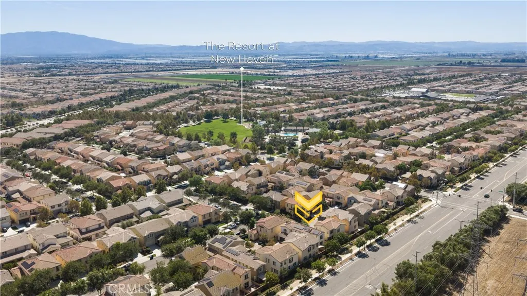 3363 E Pine Ridge